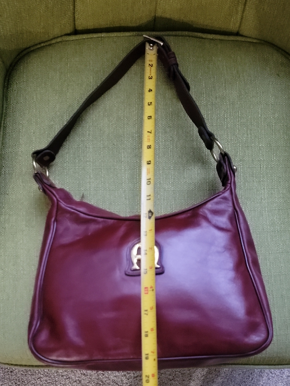 Etienne Aigner Vintage Women's Leather Shoulder Bag - Picture 13 of 16